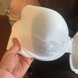NWOT White Vanity Fair Bra